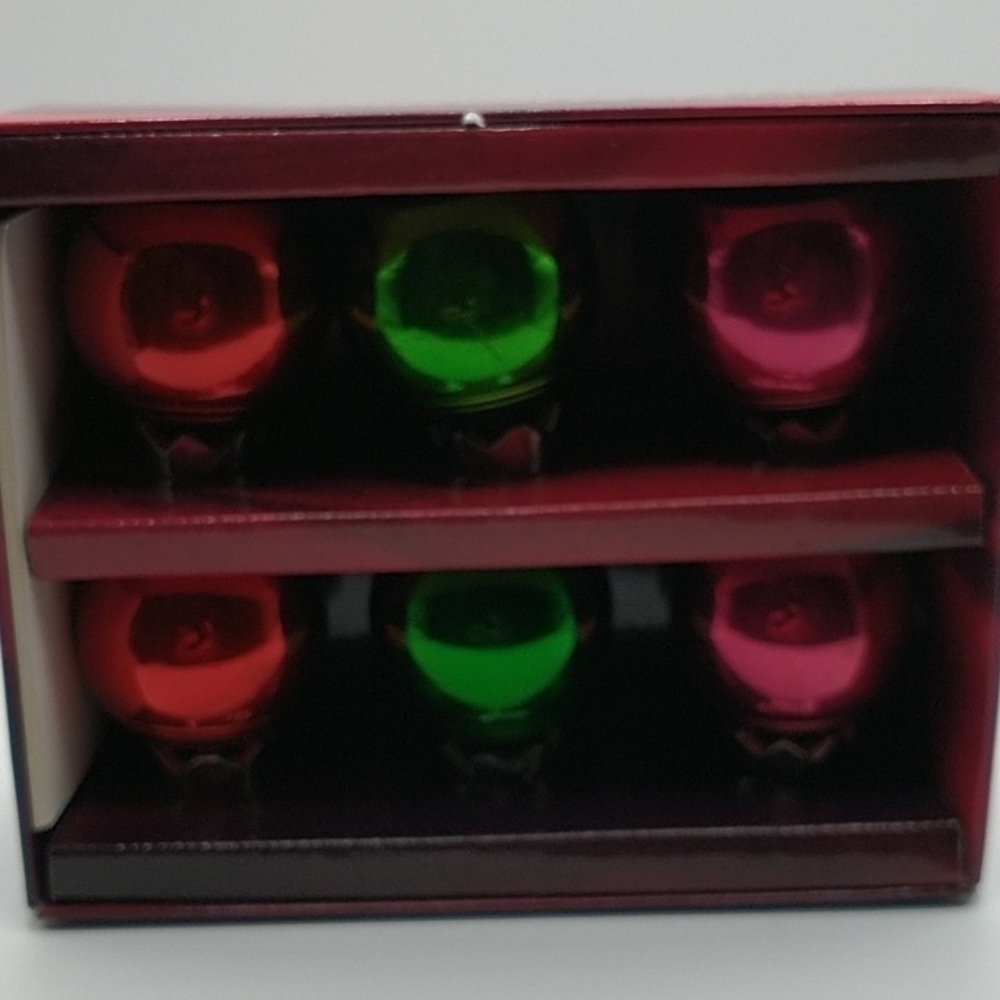 Linens N Things Set of Six Christmas Ornament Placecard Holders with Bla… - Picture 5 of 9